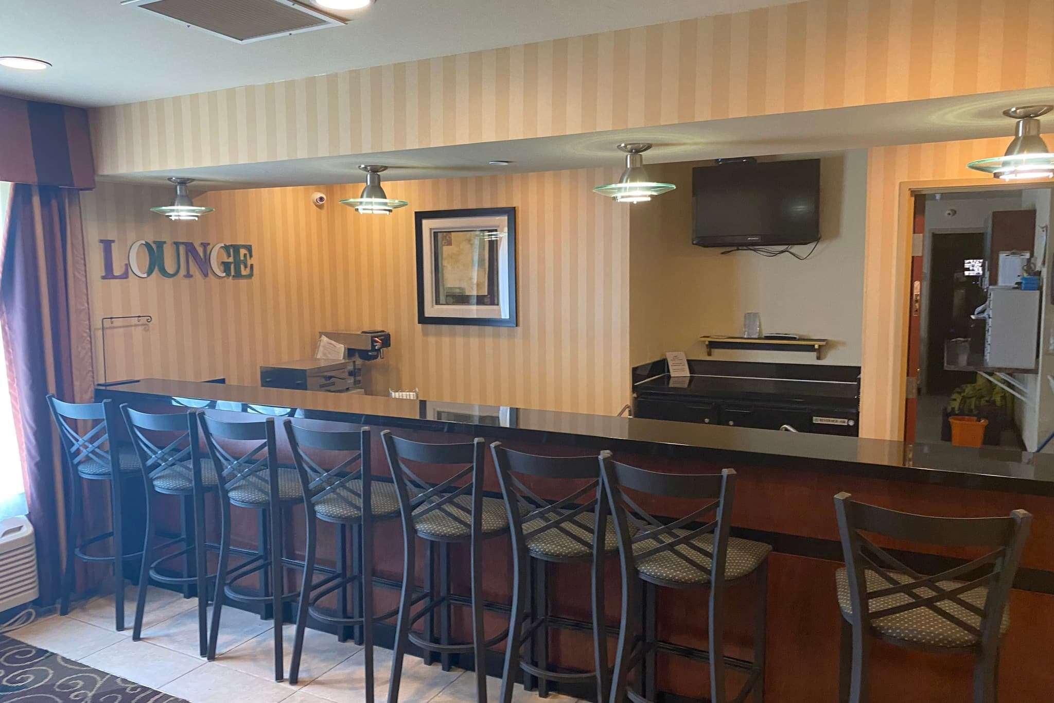 Americinn By Wyndham Oshkosh Eksteriør billede