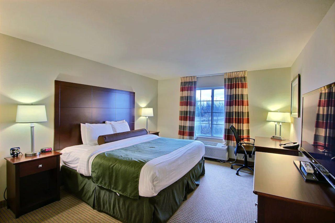 Americinn By Wyndham Oshkosh Eksteriør billede
