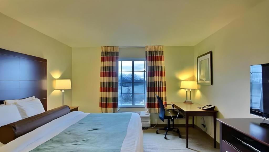 Americinn By Wyndham Oshkosh Eksteriør billede