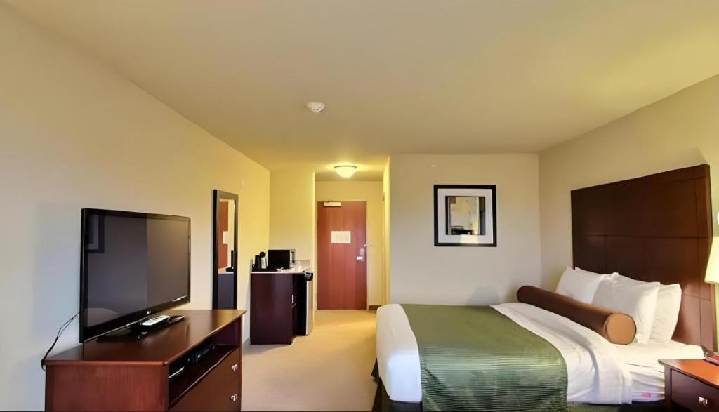 Americinn By Wyndham Oshkosh Eksteriør billede