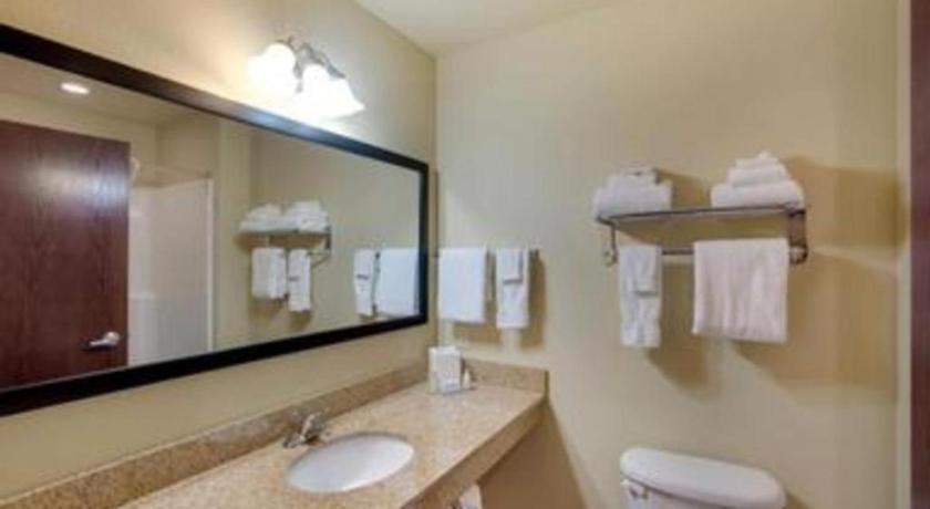 Americinn By Wyndham Oshkosh Eksteriør billede